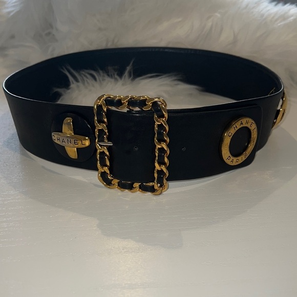 CHANEL Vintage Fall 1993 Wide CC Leather Charm Waist Belt Size 85|34​​ - Picture 1 of 9